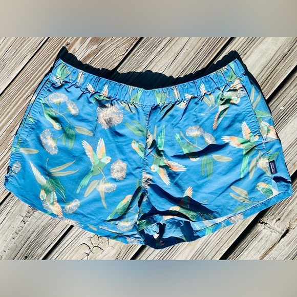 Patagonia Barely Baggies - Picture 2 of 2